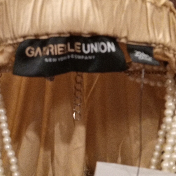 Gabrielle Union Khaki Off Shoulder Dress - Picture 4 of 6